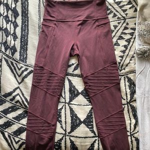 Burgundy Athleta leggings size small women’s